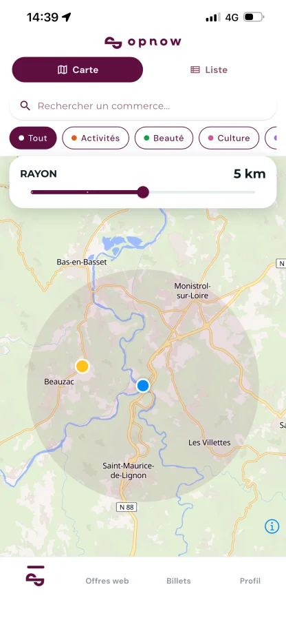 Carte OpNow affichant les commerces et offres proches de l'utilisateur avec leurs marqueurs